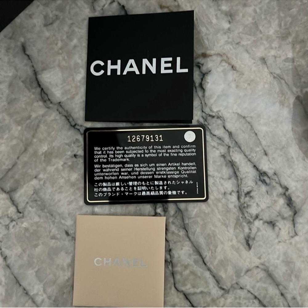 Chanel Patent Leather Shoulder Bag - Picture 9 of 15
